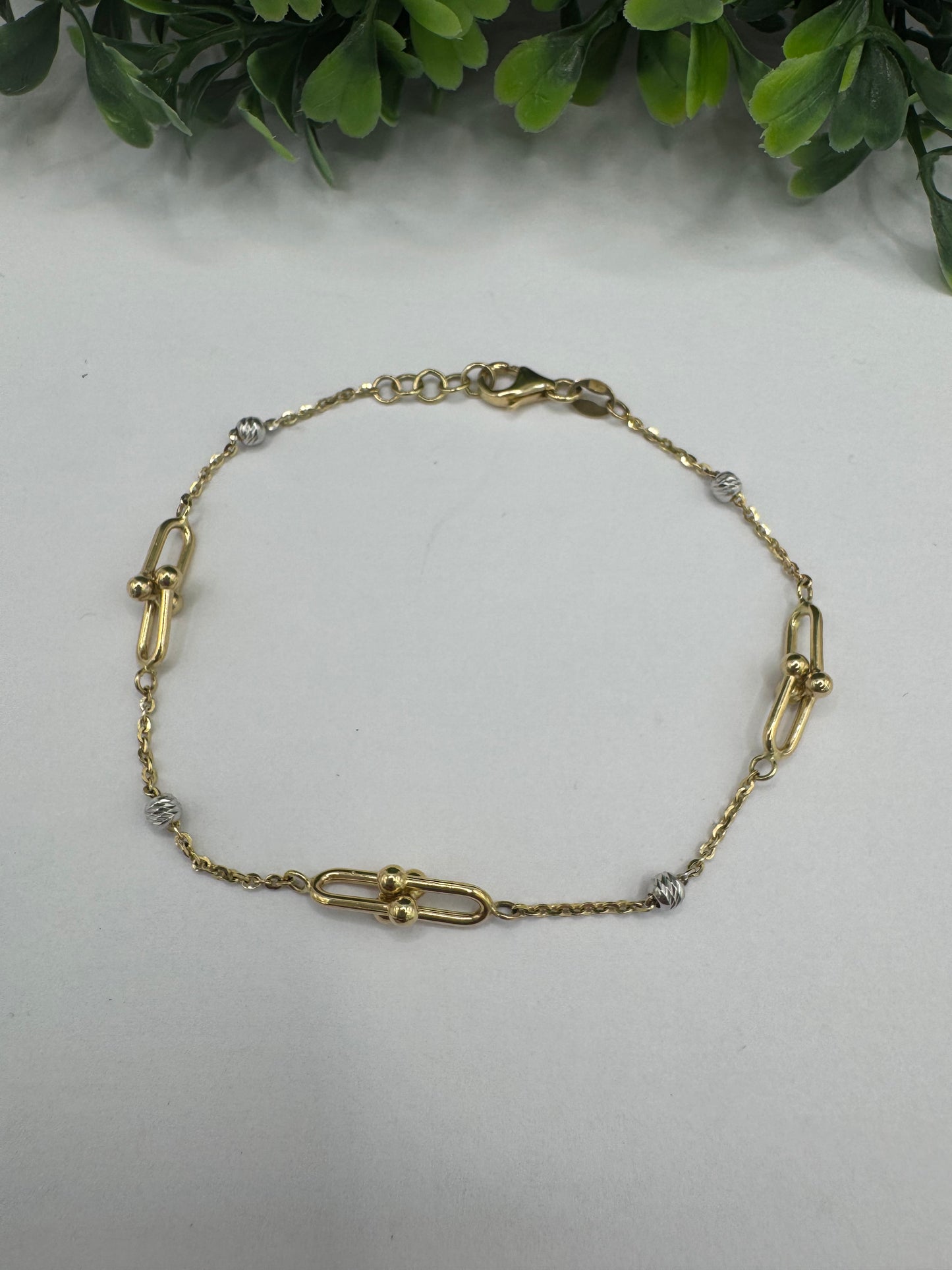 Pulsera tiffa y balines.