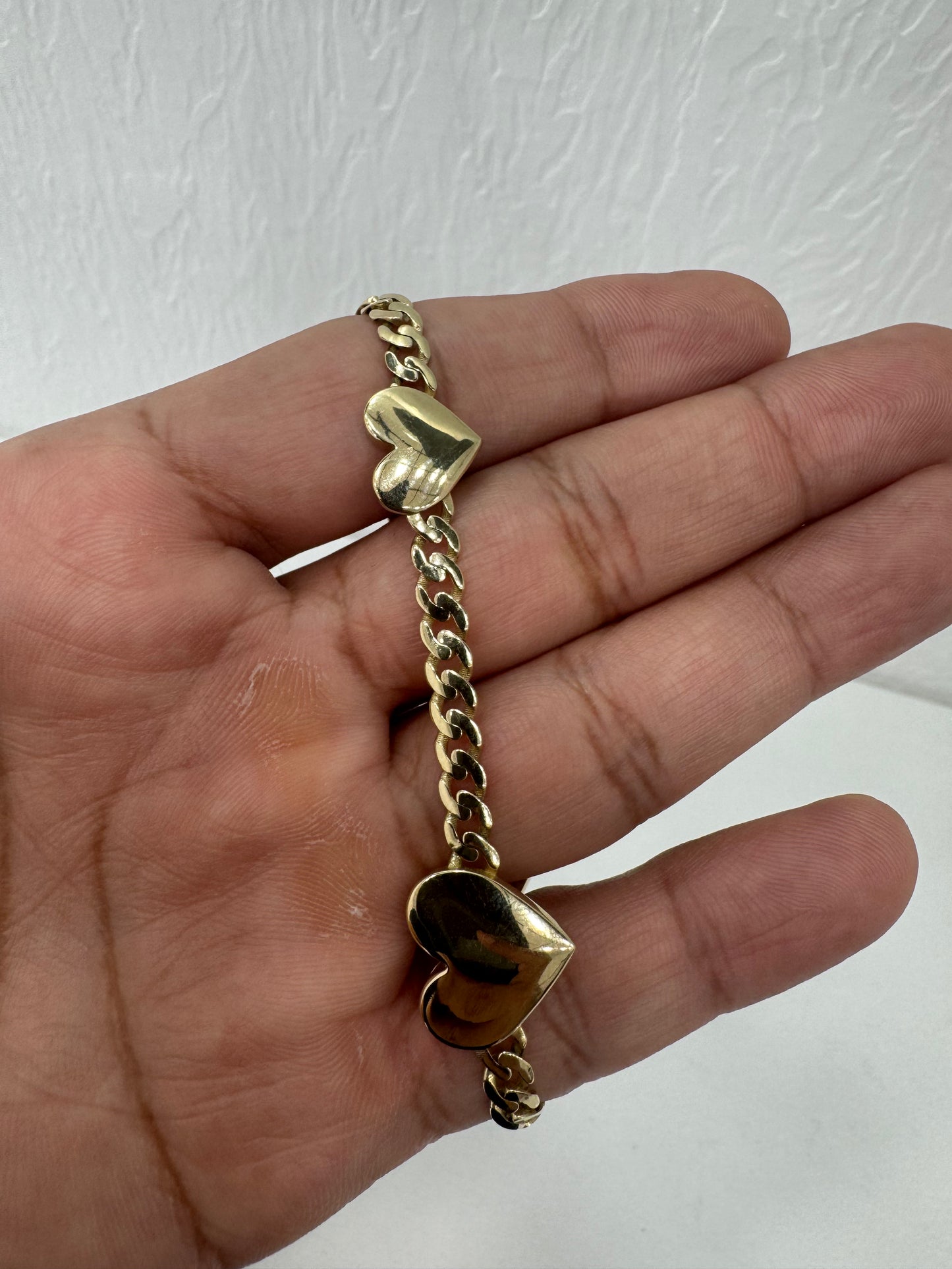 Pulsera de corazón de 10k