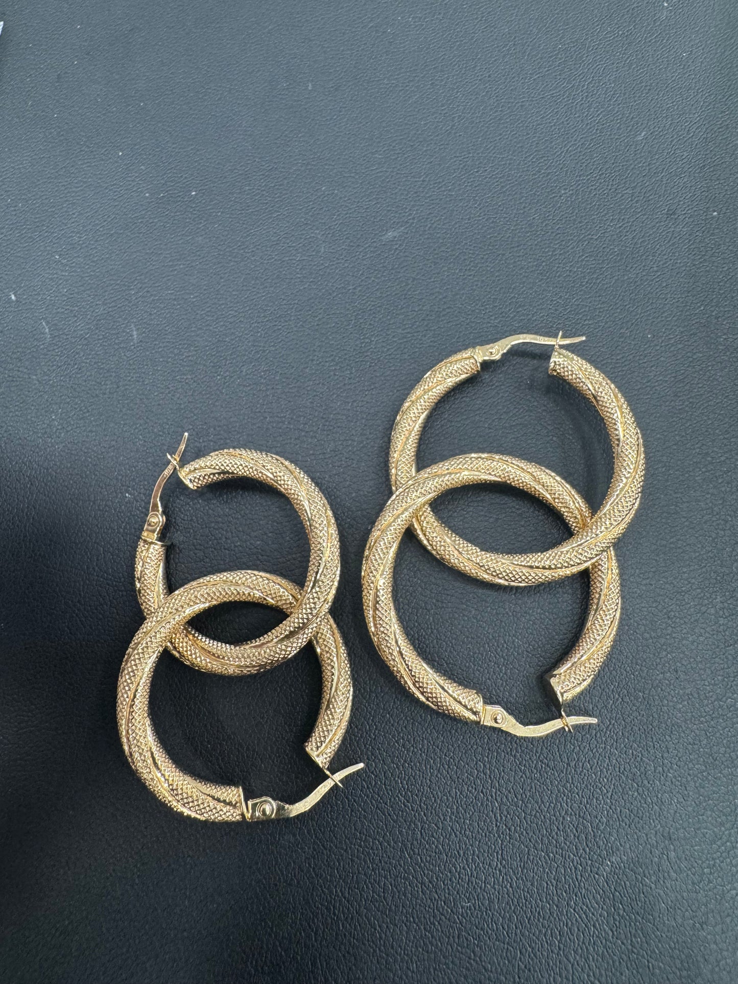 Aretes 10k