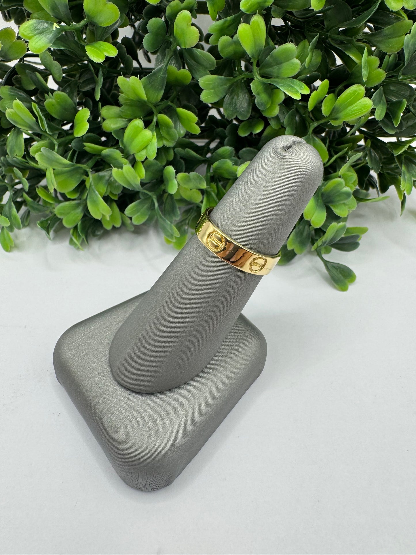 Anillo car.