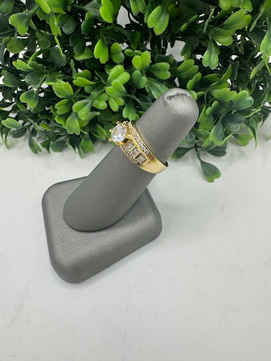 Anillo compromiso simple.