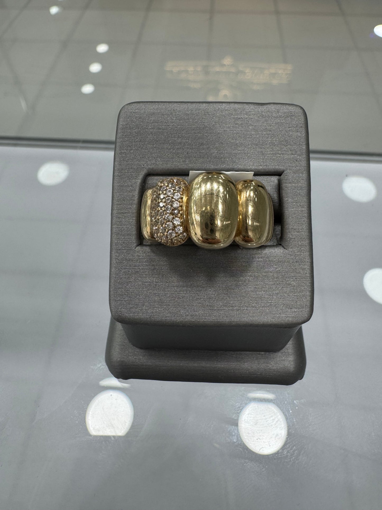 Anillo de conchas