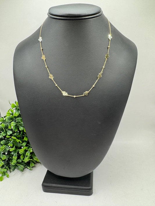 Conjunto de prendas.