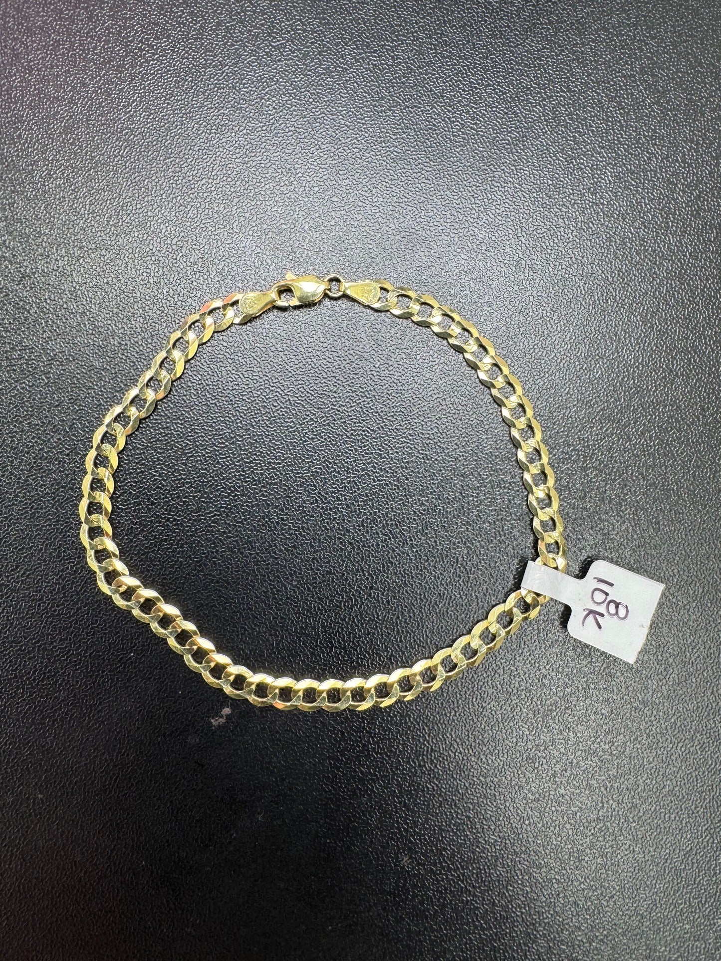 Conjunto de prendas.