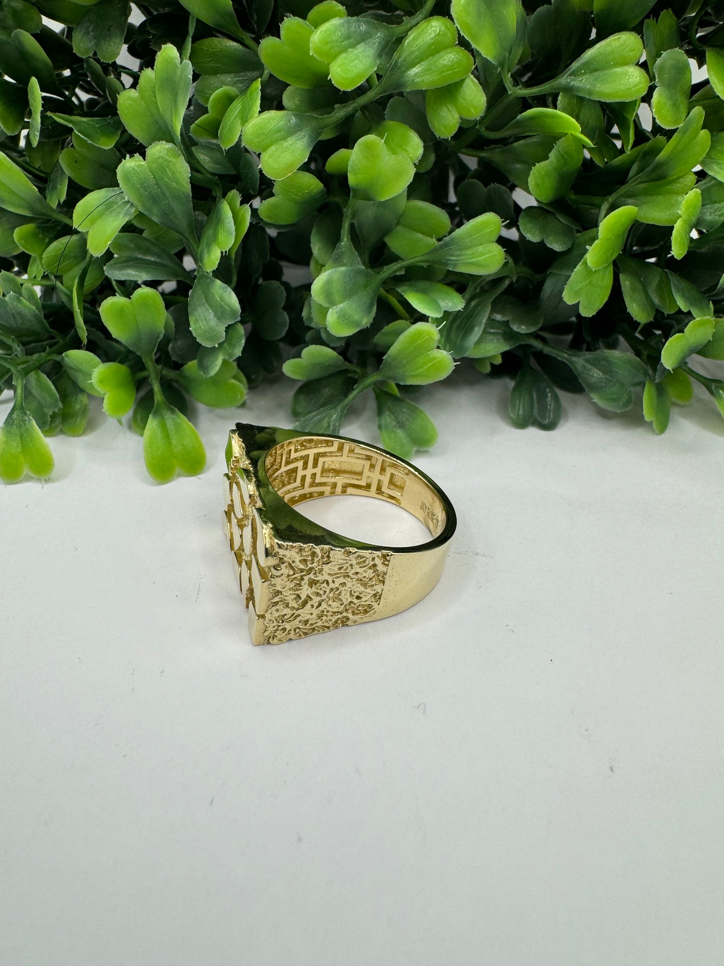 Anillo para hombre.